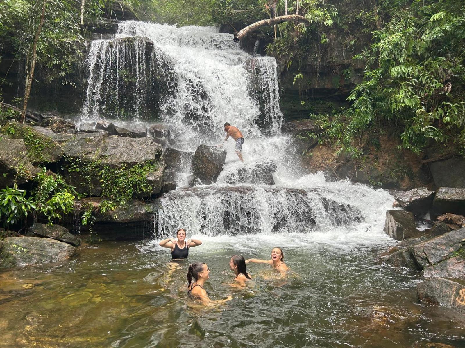Firefly Guesthouse Prek Svay Village Esterno foto