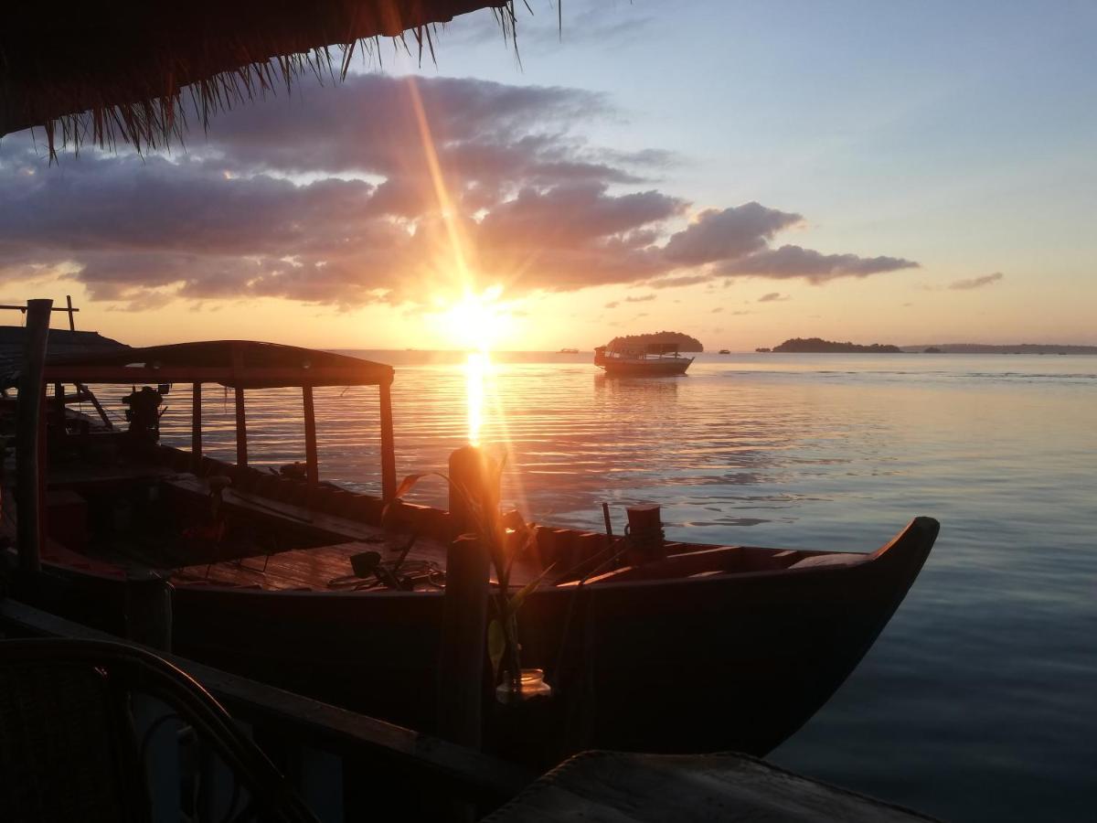 Firefly Guesthouse Prek Svay Village Esterno foto
